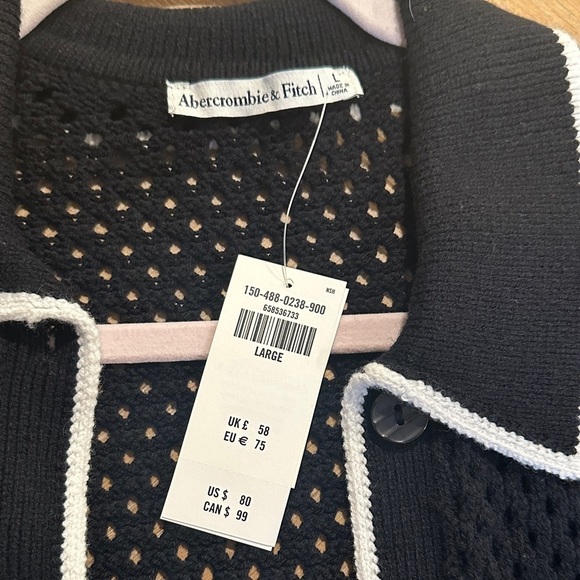 Abercrombie & Fitch Black Knit Button-Up - Picture 3 of 4